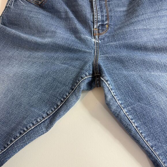 Old Navy Women's Mid-Rise Original Bootcut Jeans Size 14 Regular - Picture 3 of 12